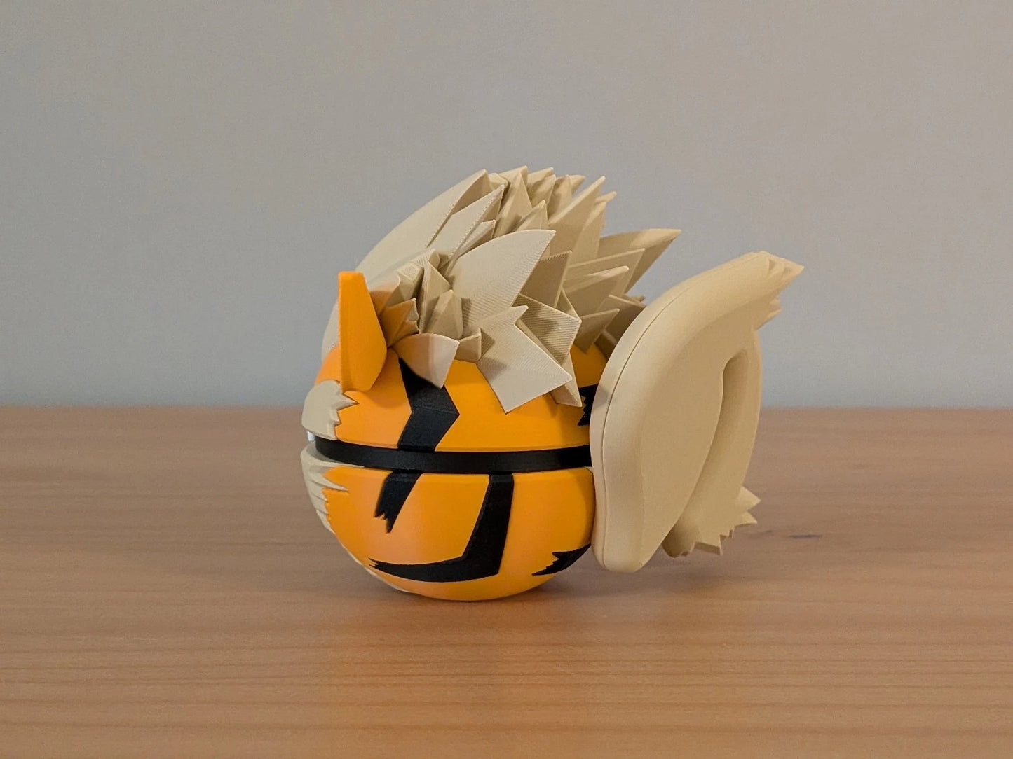 Arcanine Ball | Themed Collector Ball