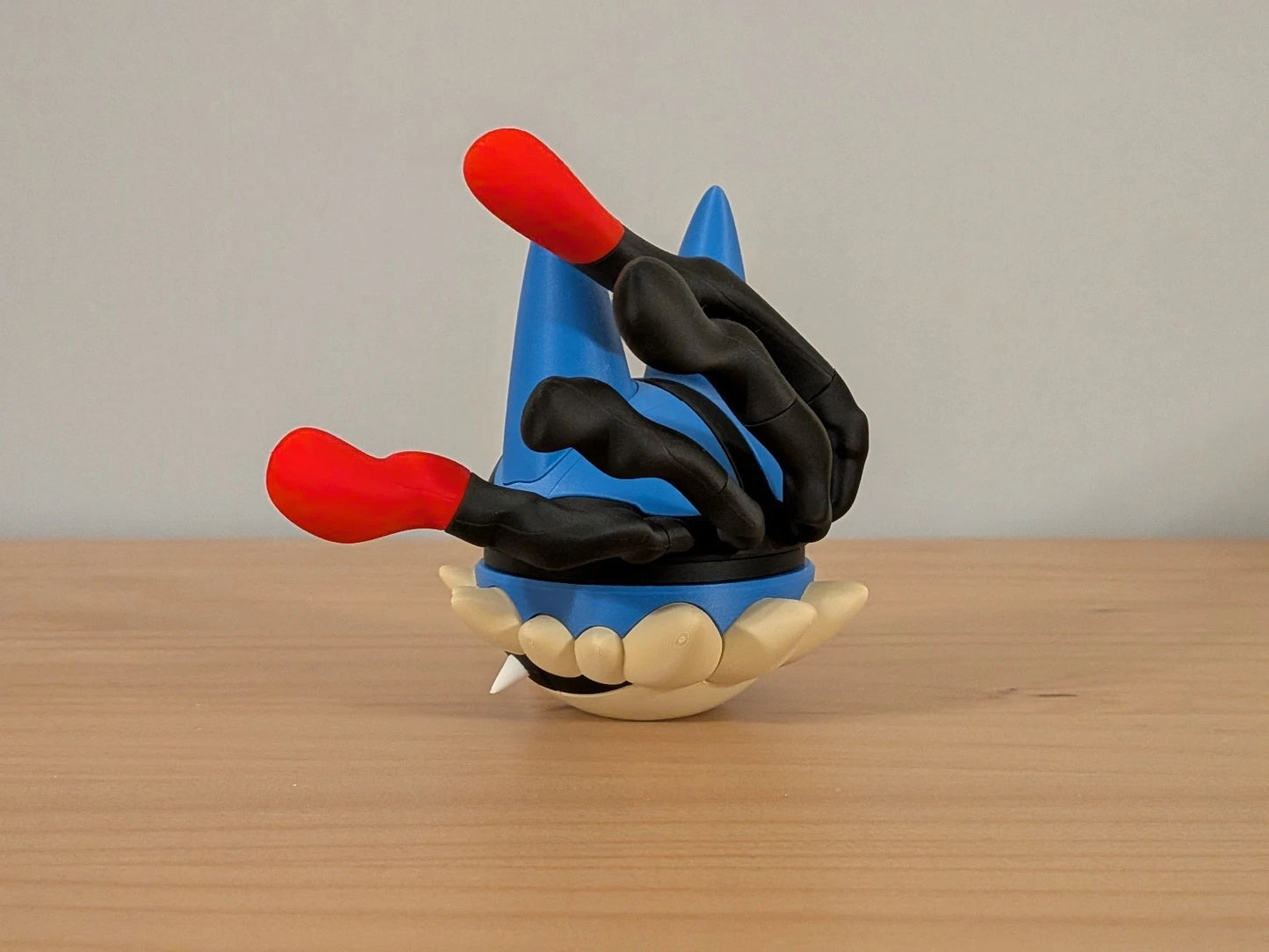 Mega Lucario Ball | Themed Collector Ball