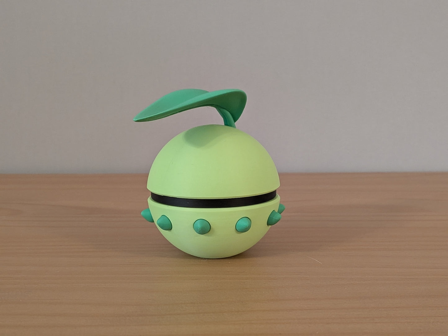 Chikorita Ball | Themed Collector Ball