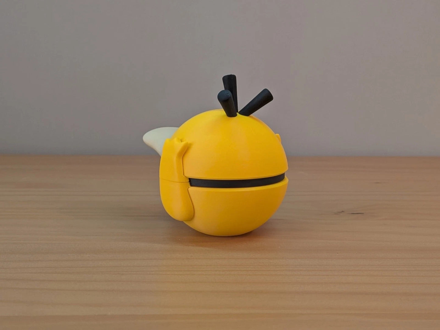 Psyduck Ball | Themed Collector Ball