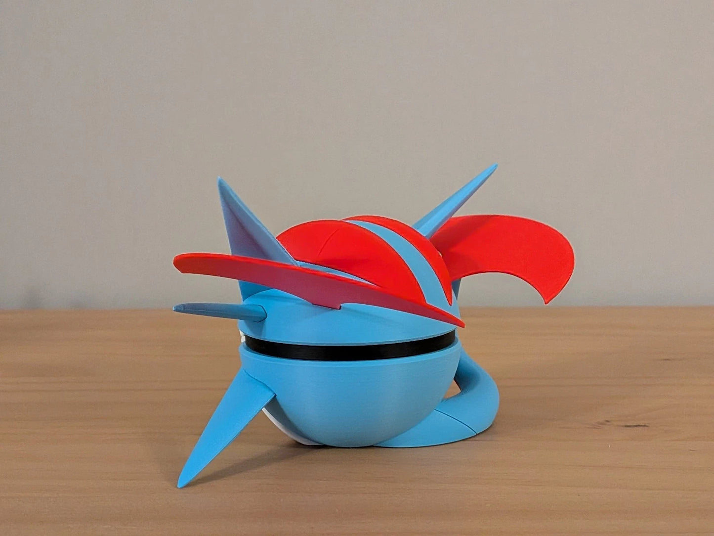 Salamence Ball | Themed Collector Ball