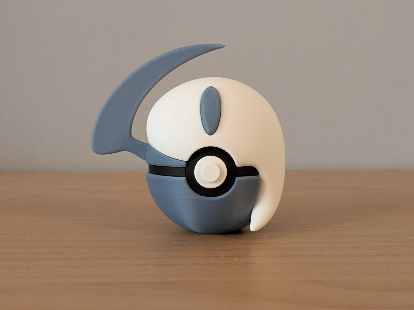 Absol Ball | Themed Collector Ball