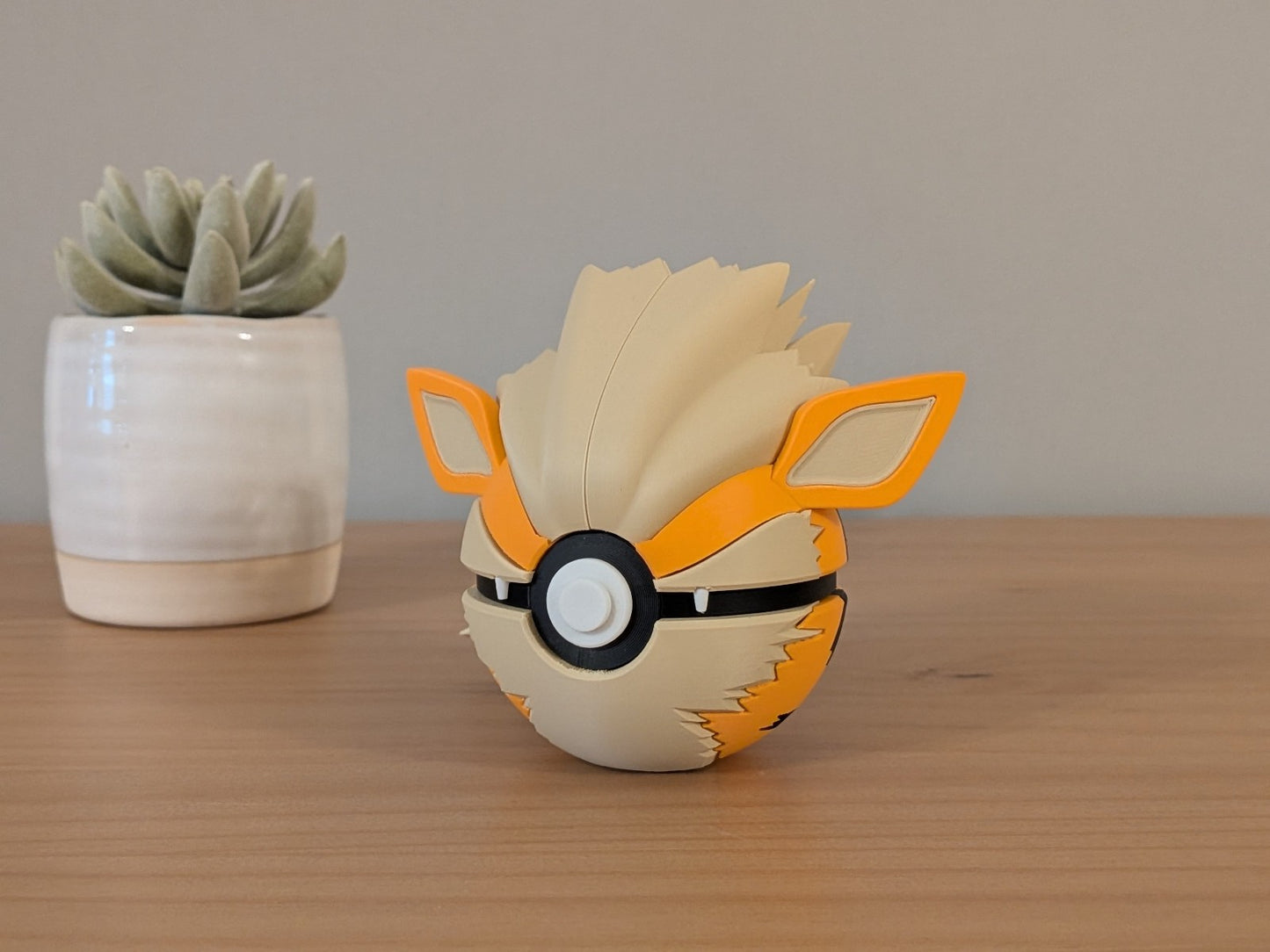 Arcanine Ball | Themed Collector Ball