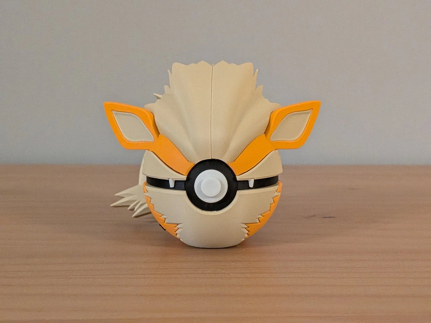 Arcanine Ball | Themed Collector Ball