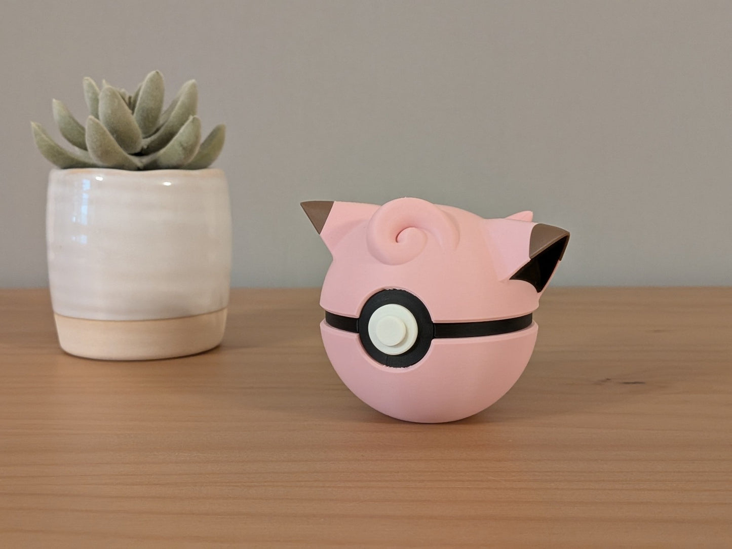 Clefairy Ball | Themed Collector Ball