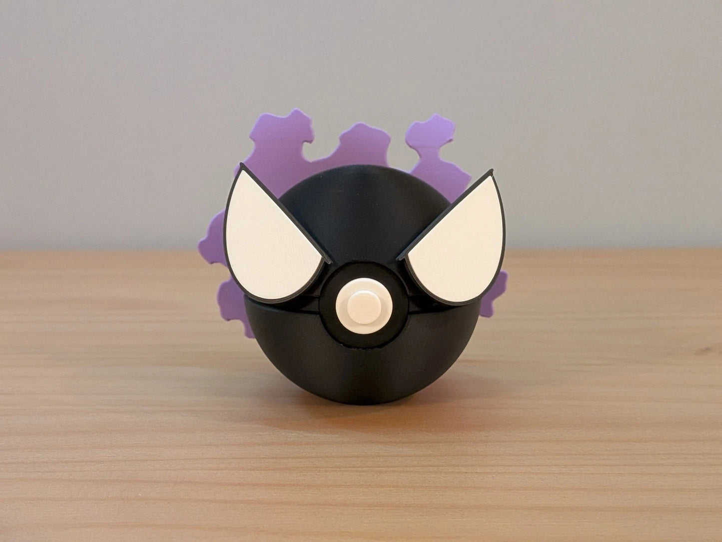 Gastly Ball | Themed Collector Ball