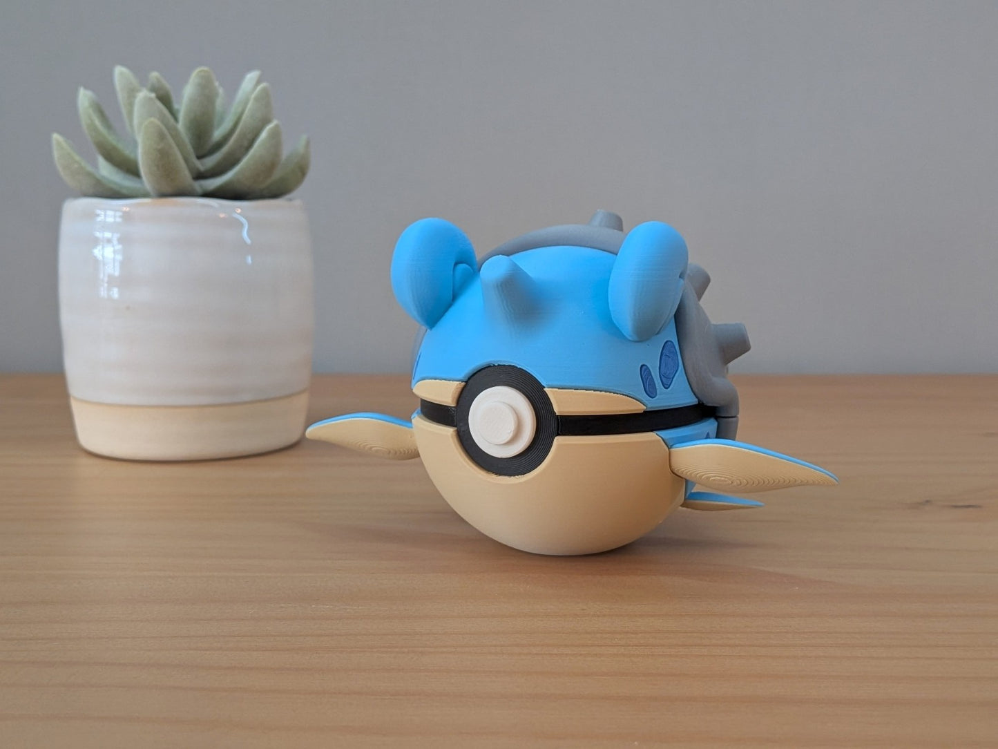 Lapras Ball | Themed Collector Ball