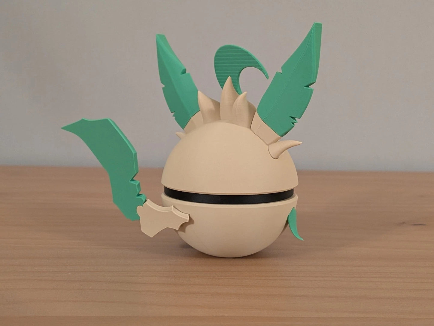 Leafeon Ball | Themed Collector Ball