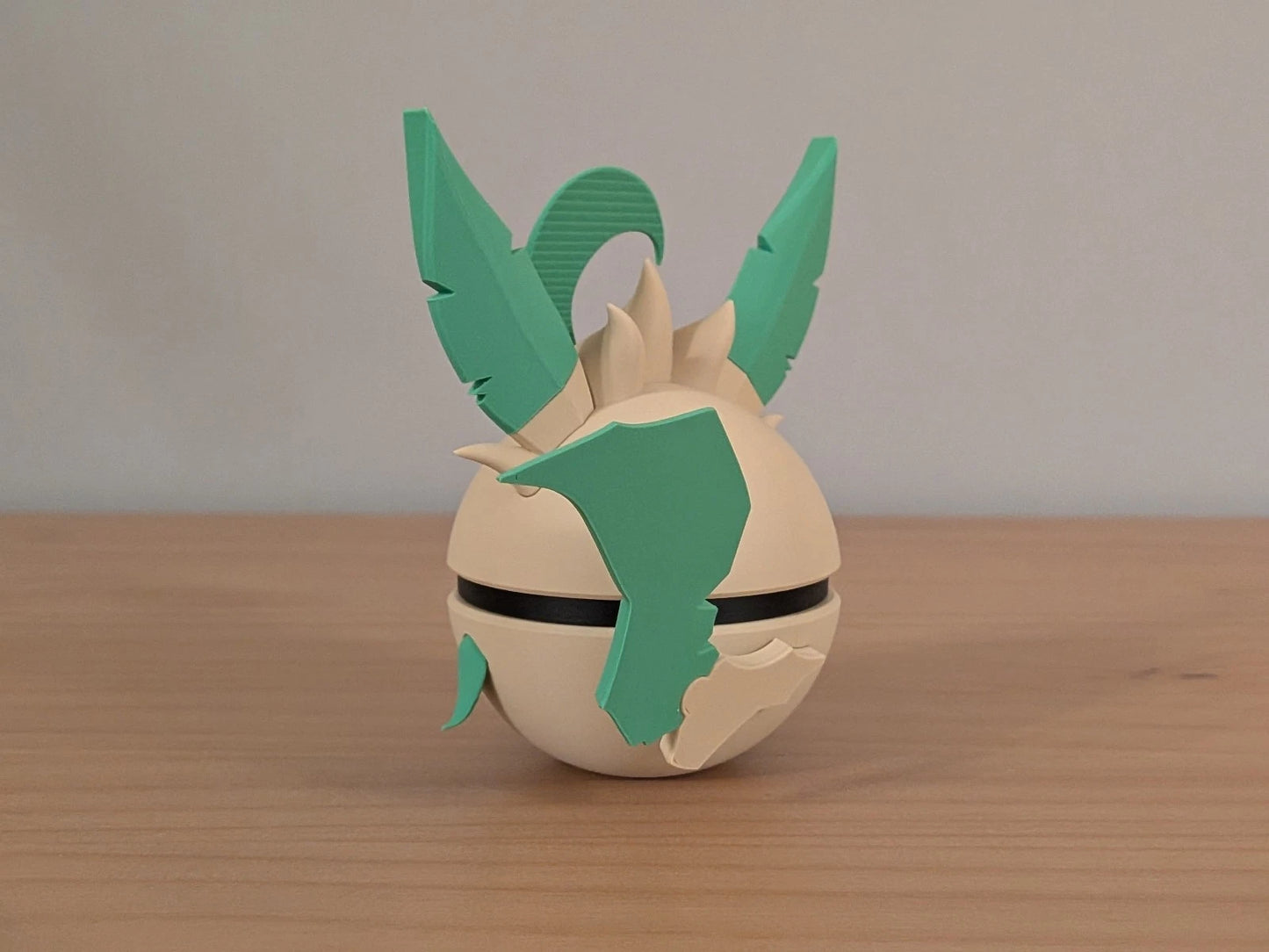 Leafeon Ball | Themed Collector Ball