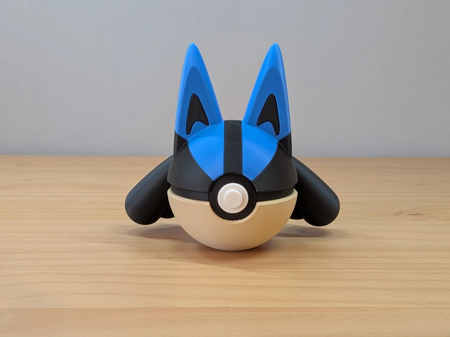 Lucario Ball | Themed Collector Ball