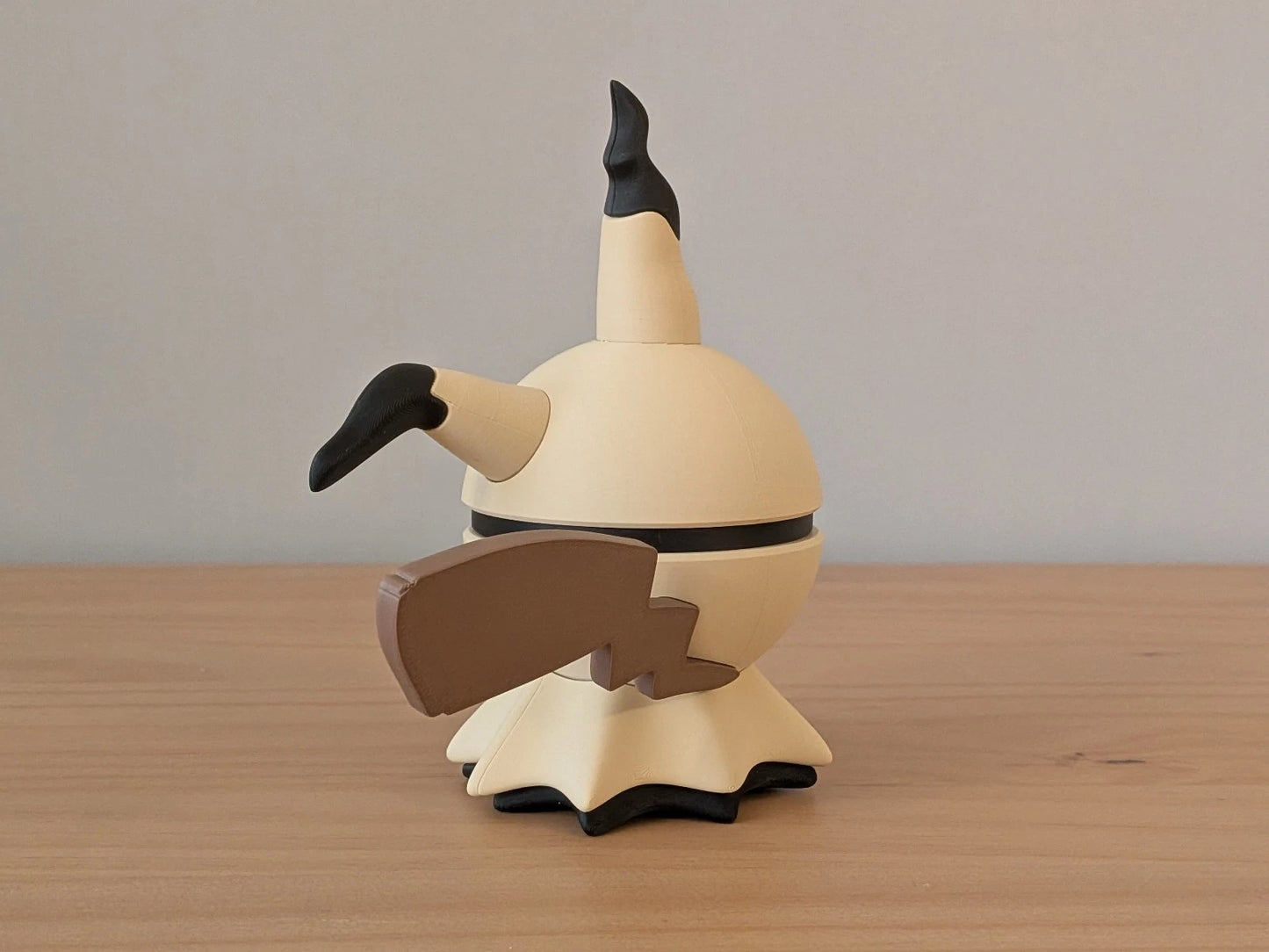 Mimikyu Ball | Themed Collector Ball