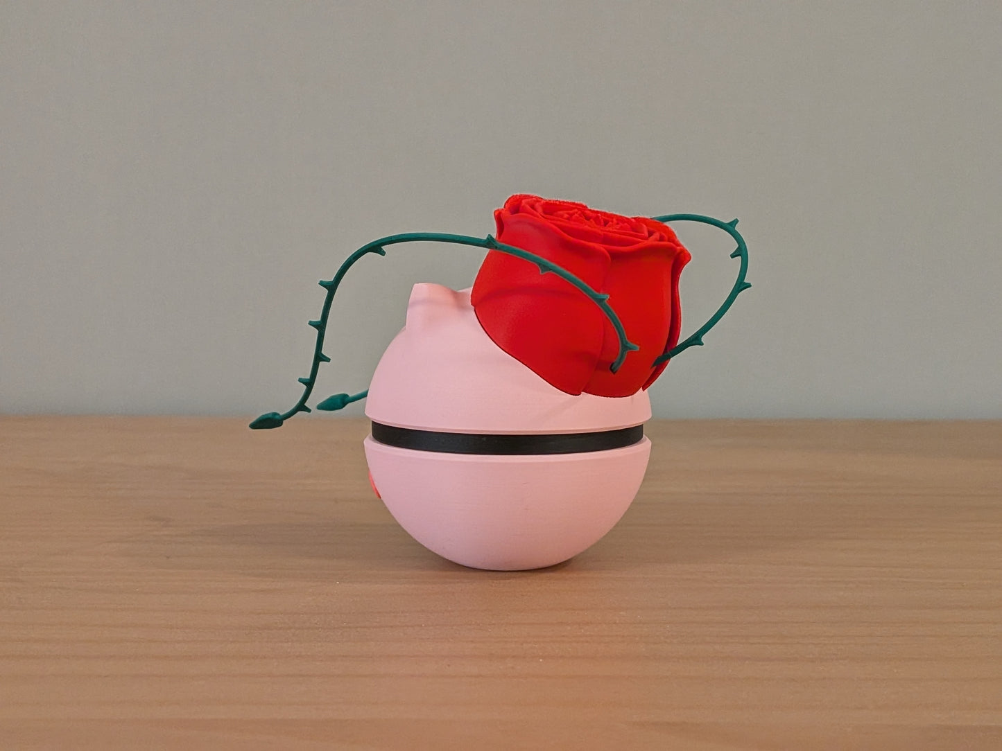Bulbasaur (Love) Ball | Themed Collector Ball