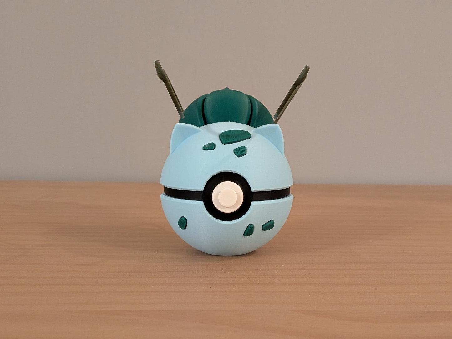 Bulbasaur Ball | Themed Collector Ball