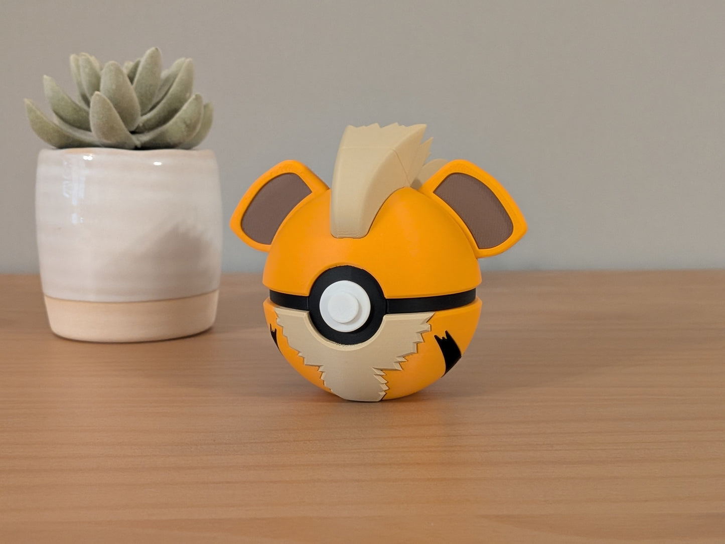 Growlithe Ball | Themed Collector Ball