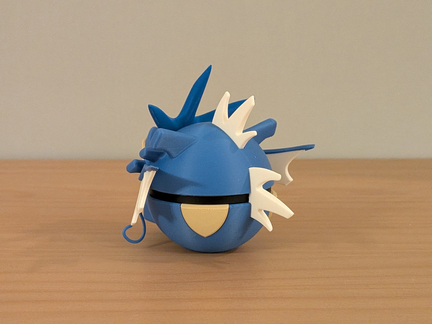 Gyarados Ball | Themed Collector Ball