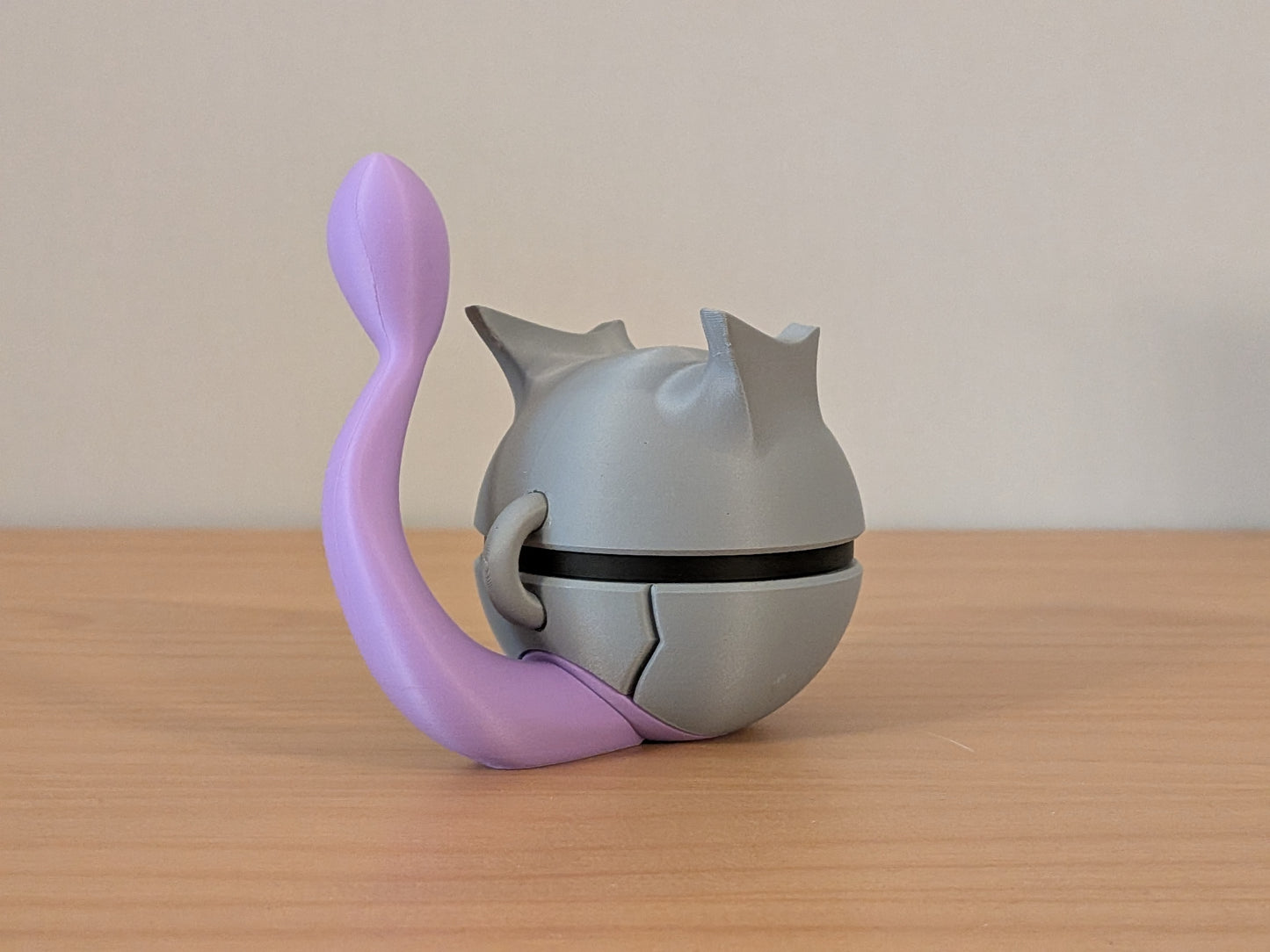 Shadow Mewtwo Ball | Themed Collector Ball