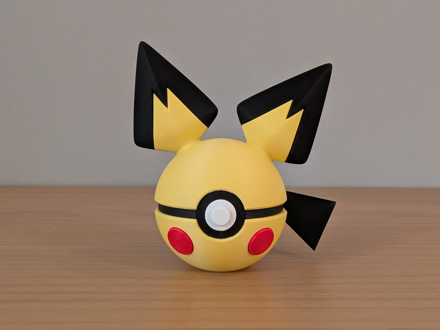 Pichu Ball | Themed Collector Ball