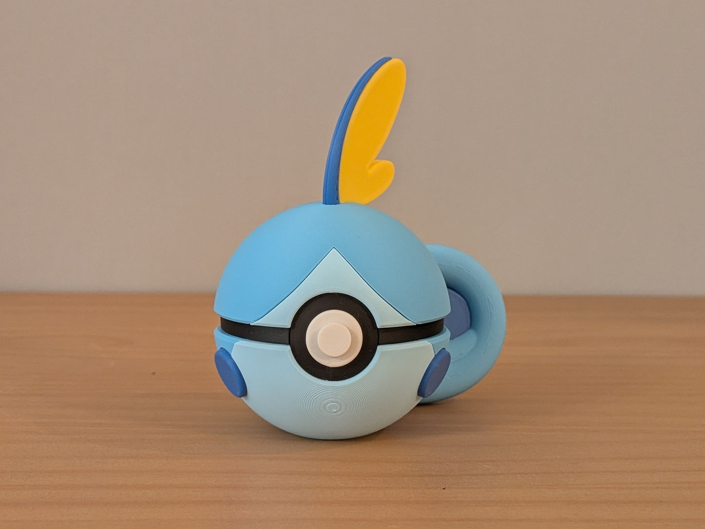 Sobble Ball | Themed Collector Ball