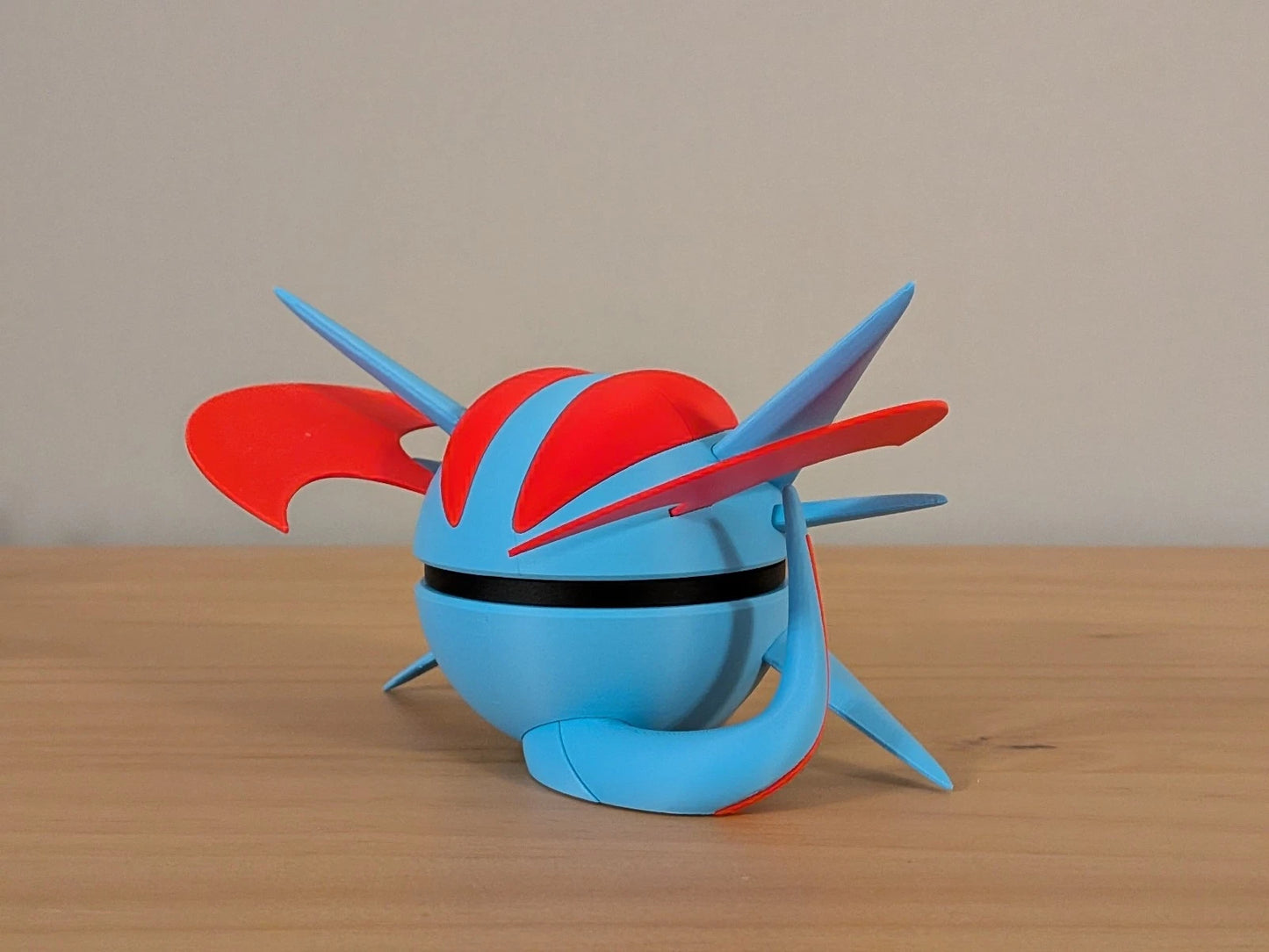 Salamence Ball | Themed Collector Ball
