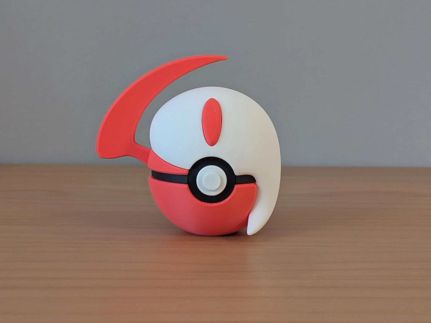 Shiny Absol Ball | Themed Collector Ball