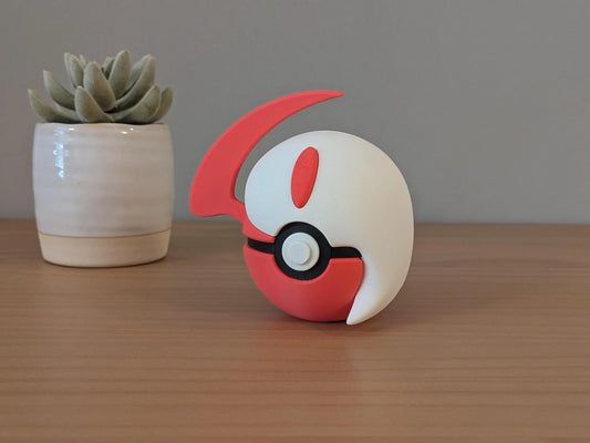 Shiny Absol Ball | Themed Collector Ball