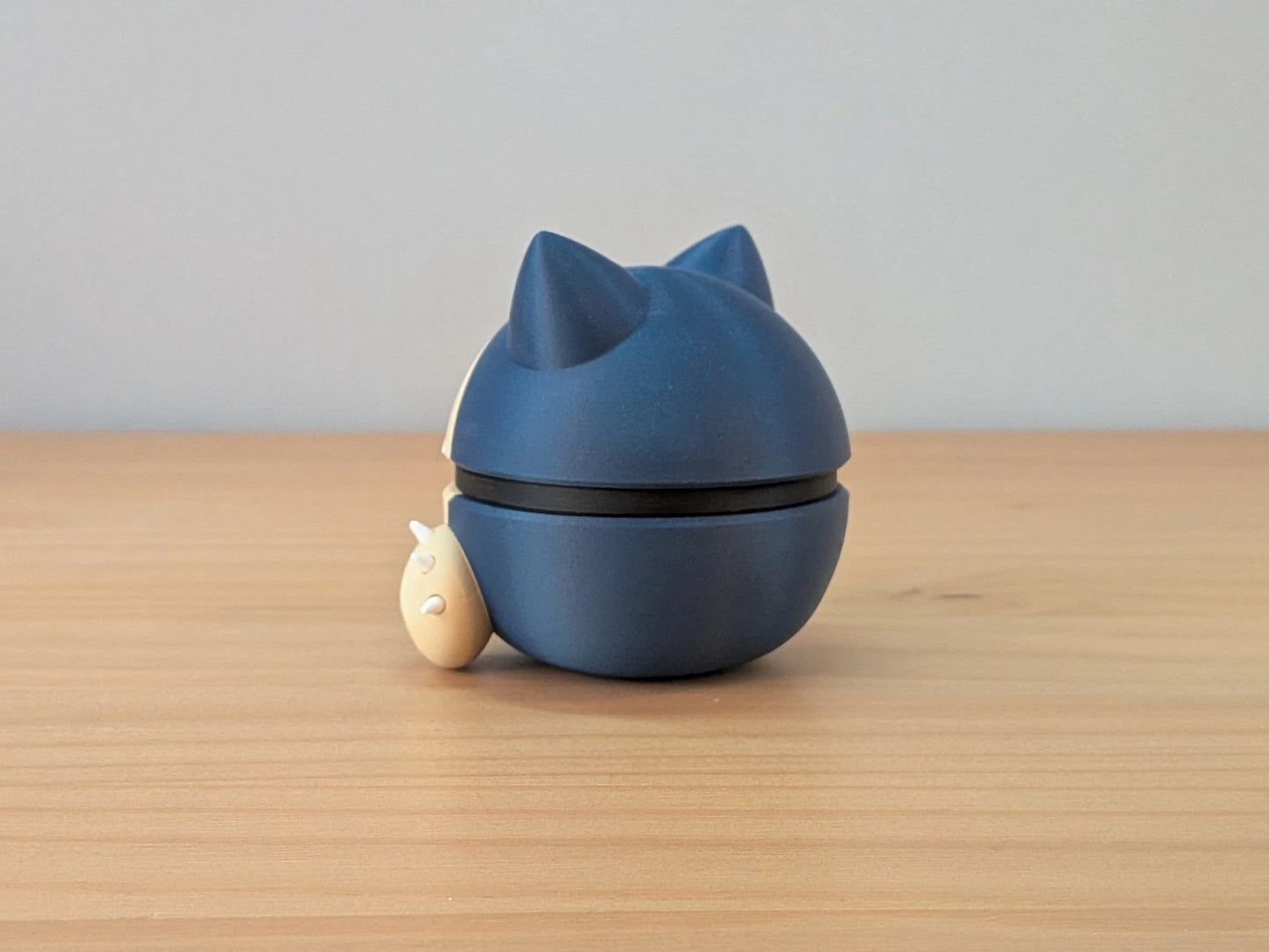 Snorlax Ball | Themed Collector Ball